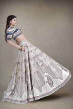 将图片加载到图库查看器,Lehenga Choli
