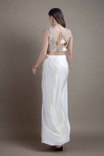 将图片加载到图库查看器,Dhoti Skirt with Cape