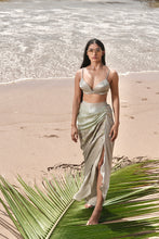 Laden Sie das Bild in den Galerie-Viewer, Dress