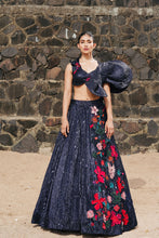将图片加载到图库查看器,Lehenga Set