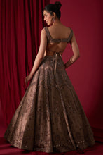 将图片加载到图库查看器,Lehenga Set