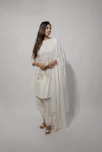 将图片加载到图库查看器,Kurta Set