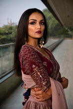 将图片加载到图库查看器,Lehenga Blouse