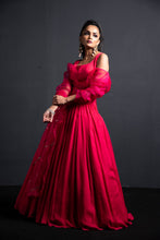 将图片加载到图库查看器,Skirt Blouse