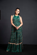 将图片加载到图库查看器,Gharara Jacket Set