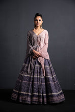将图片加载到图库查看器,Lehenga