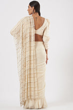 将图片加载到图库查看器,Stitch Saree