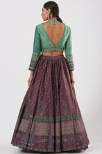 将图片加载到图库查看器,Lehenga Blouse