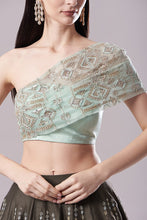 将图片加载到图库查看器,Lehenga