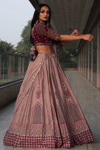 将图片加载到图库查看器,Lehenga Blouse