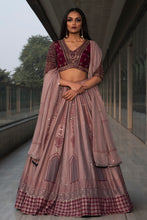 将图片加载到图库查看器,Lehenga Blouse