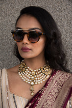 将图片加载到图库查看器,Banarasi Saree