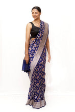 Laden Sie das Bild in den Galerie-Viewer, Banarasi Saree
